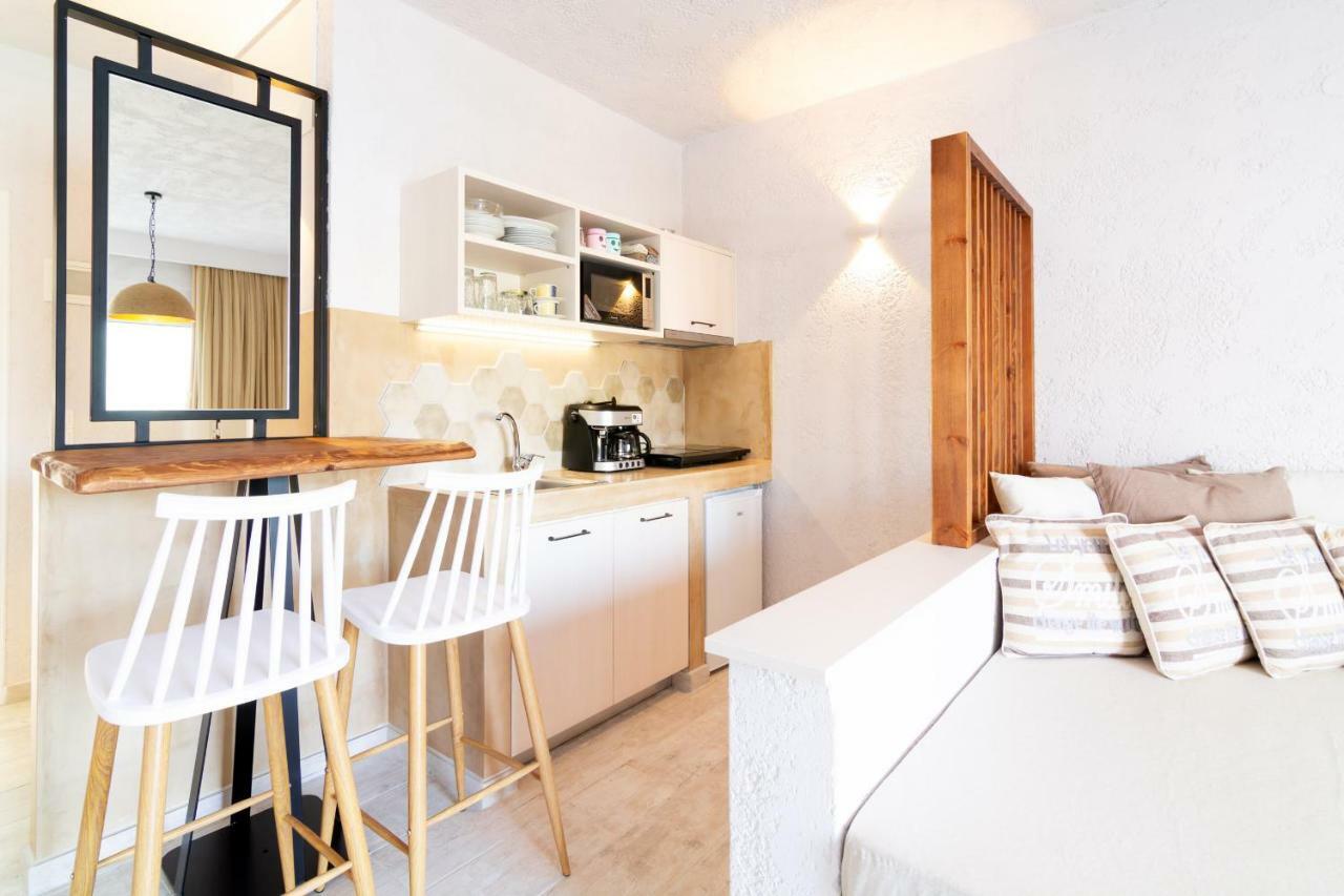 Sunrise Apartments Agia Pelagia  Exterior photo