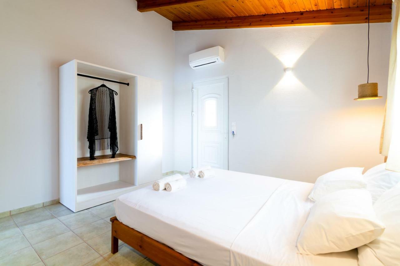 Sunrise Apartments Agia Pelagia  Exterior photo