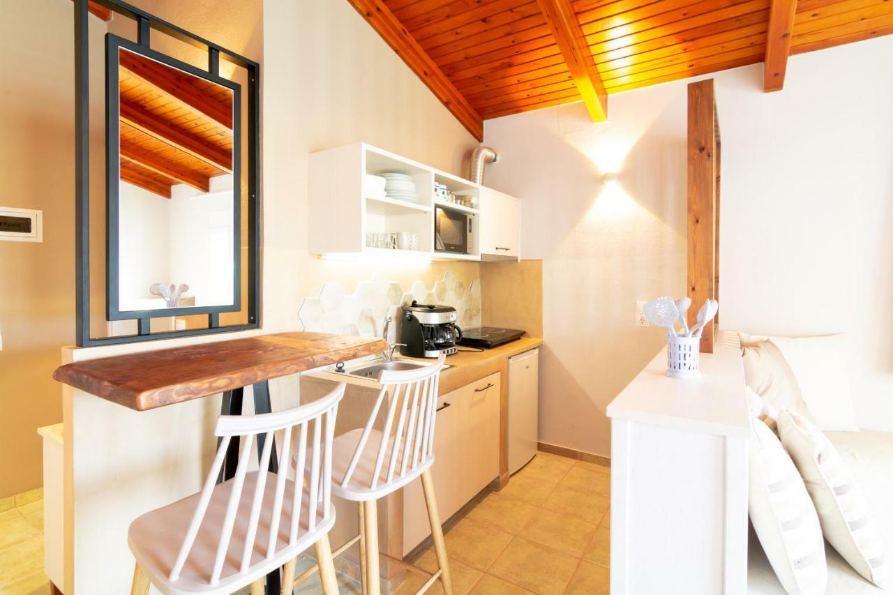 Sunrise Apartments Agia Pelagia  Exterior photo