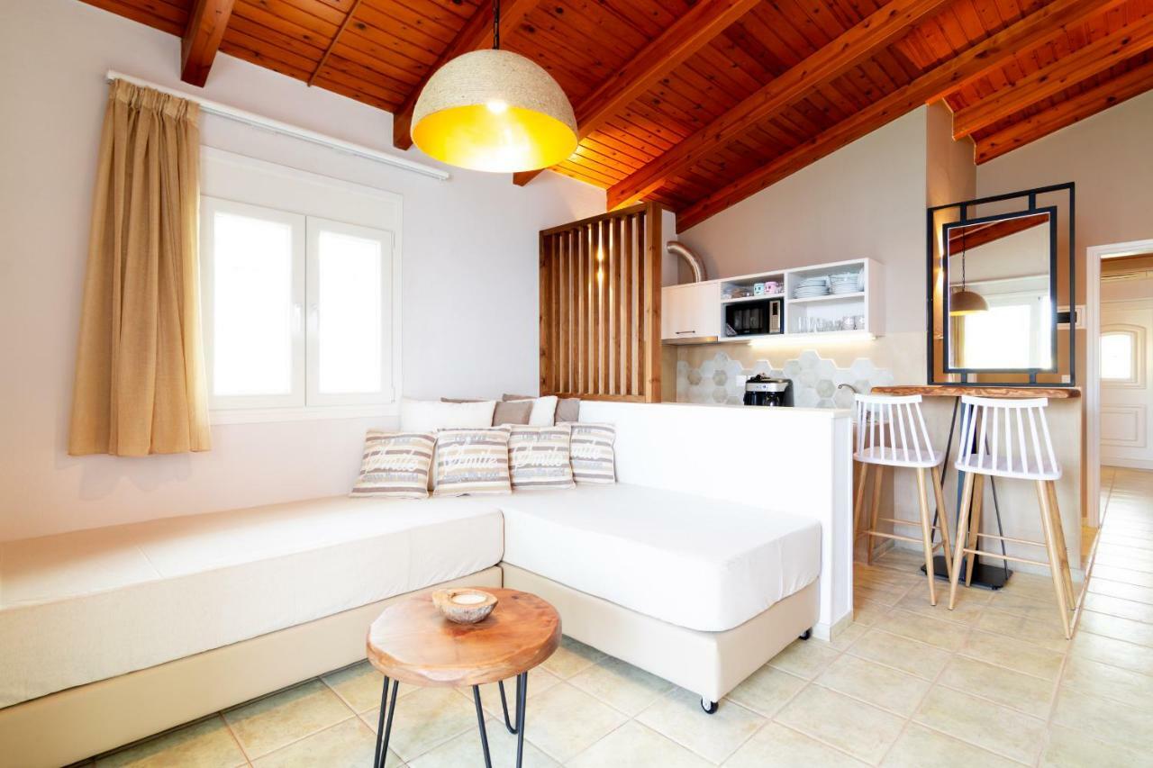 Sunrise Apartments Agia Pelagia  Exterior photo