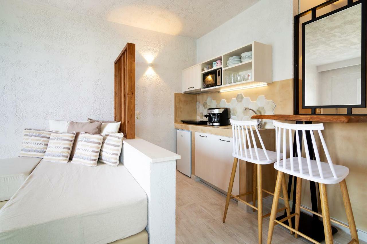 Sunrise Apartments Agia Pelagia  Exterior photo